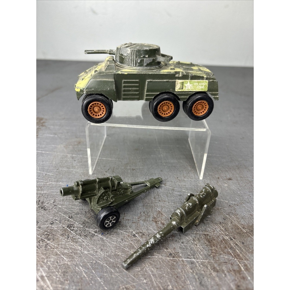 Vintage Tootsietoy Lot M8 Armored Car Military Vehicle‎ Tank Howitzer 2 Diecast